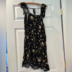 Wild Fable Black Floral Dress Above Knee Length Size Medium